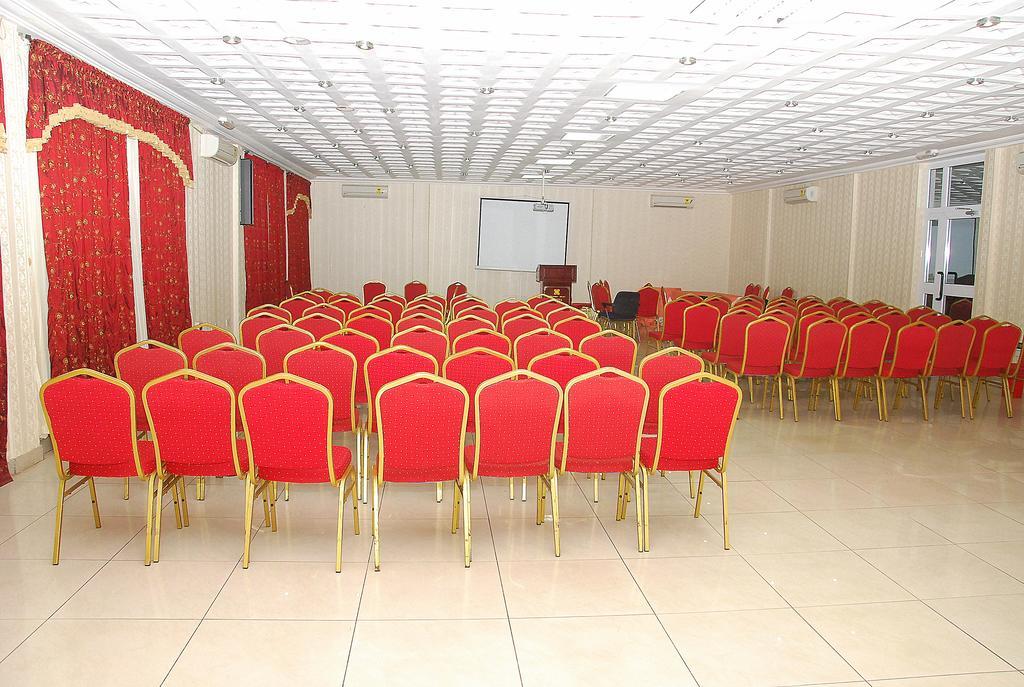 Airport West Hotel Accra Exterior photo
