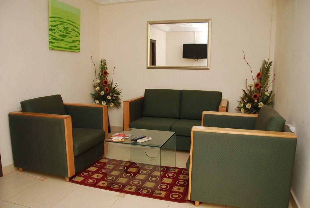 Airport West Hotel Accra Exterior photo