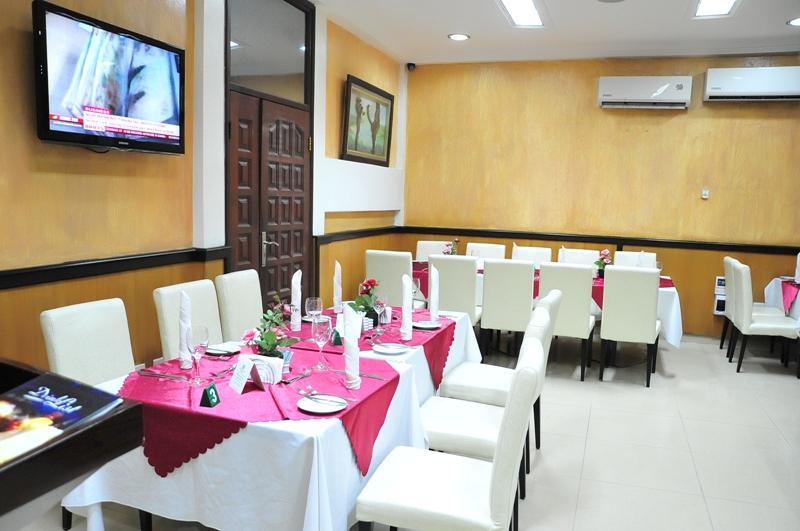Airport West Hotel Accra Exterior photo