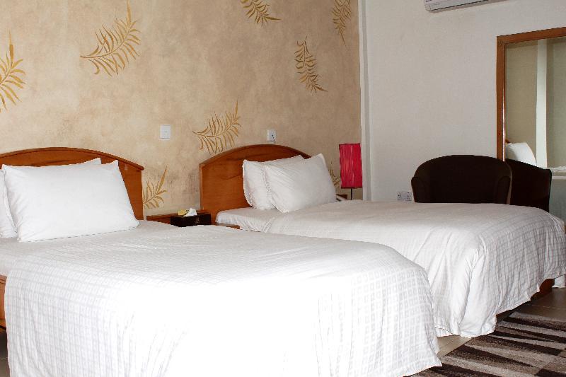 Airport West Hotel Accra Exterior photo